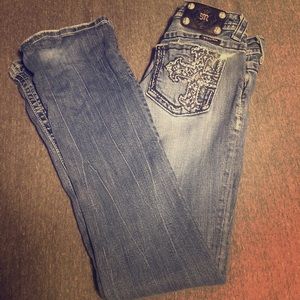 Size 27 miss me jeans